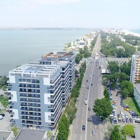 Elysse Sunrise Apartment Mamaia