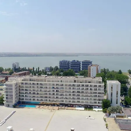 Elysse Sunrise * Mamaia
