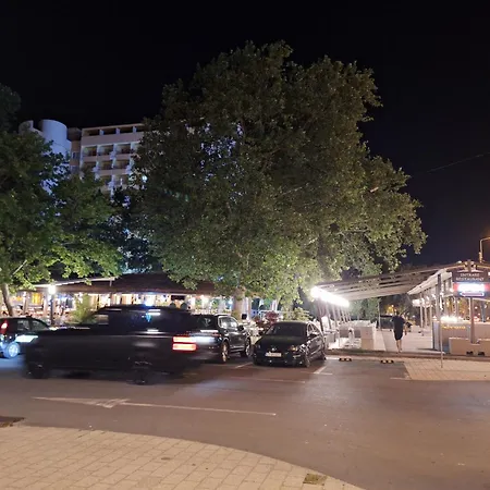 Apartment Elysse Sunrise Mamaia